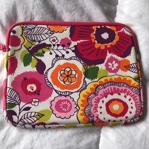 ⛔️REDUCED⛔️ Vera Bradley iPad case